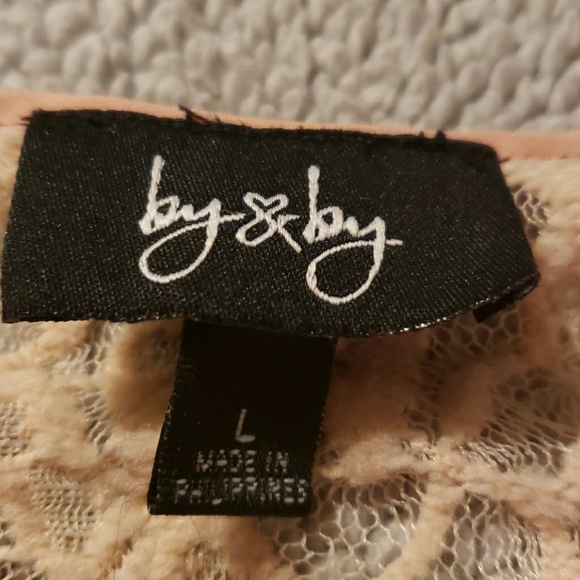 Ombre Pink to Burgundy Sheer Top - Picture 5 of 6